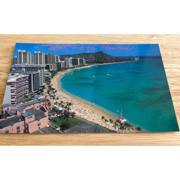 "Meet Me In Hawaii" Vintage Postcard - Honolulu Beach Scene - Picture 2 of 4